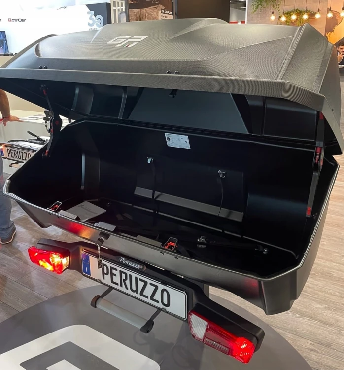 Zestaw Peruzzo GP box oraz bagażnik rowerowy Peruzzo Como 4 Pure Instict