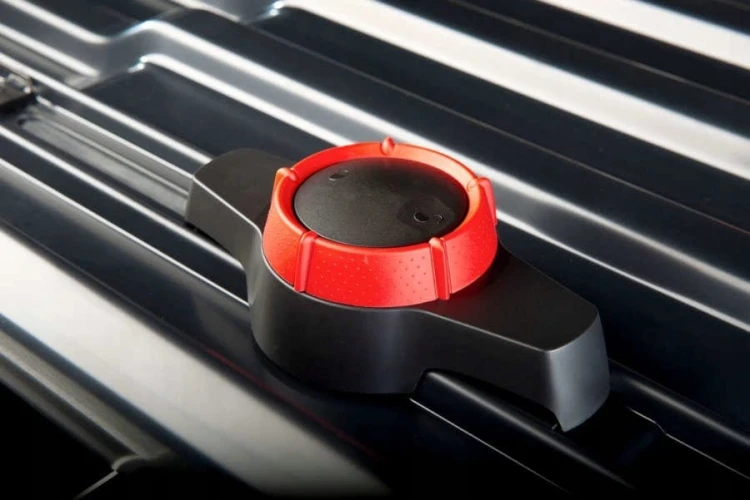 Box dachowy IP Zenith 8.6 440L / czarny metalik